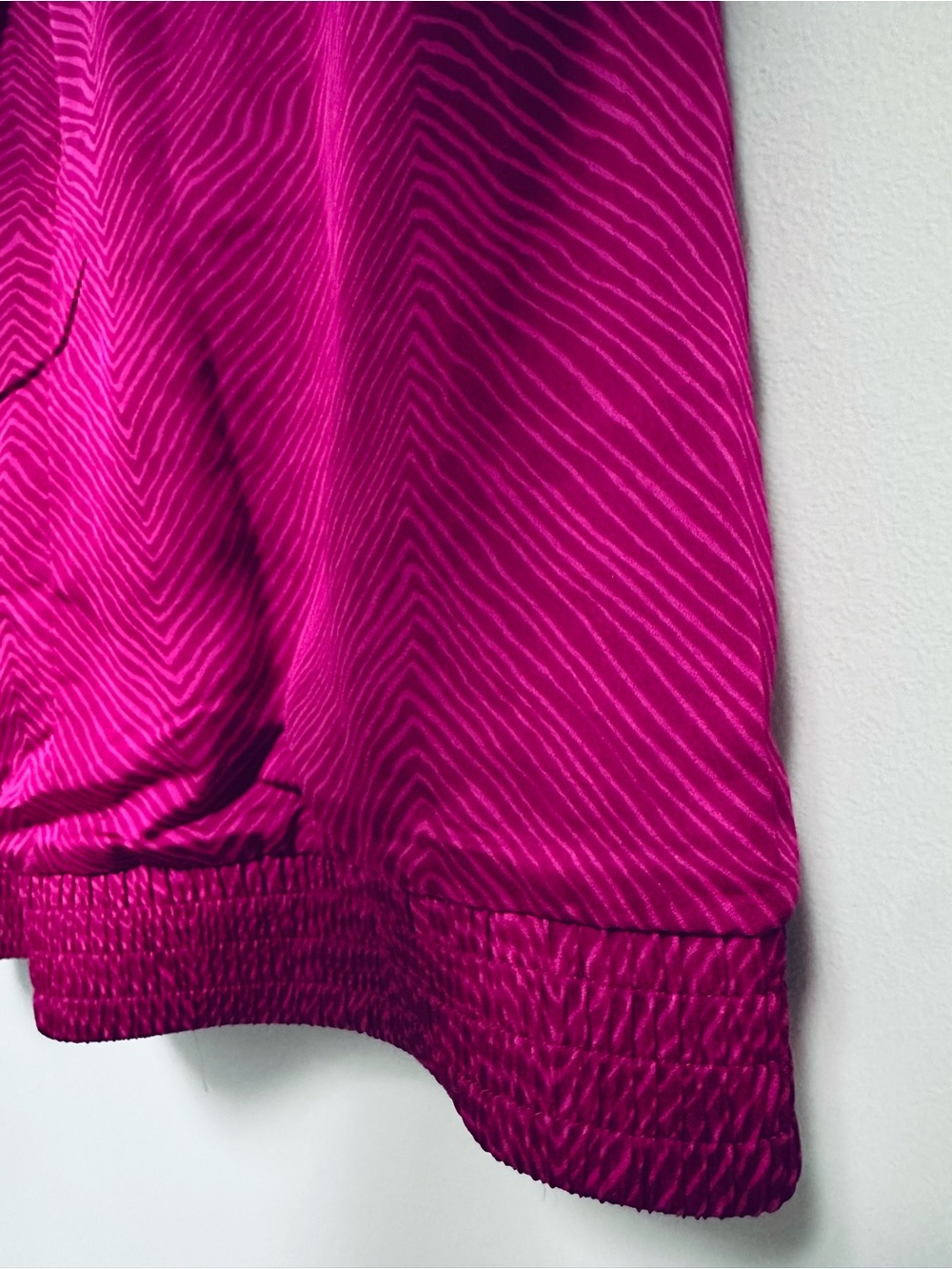 Ann Taylor Twist Neck Halter Blouse Fuchsia Textured Stripe Women’s 4 - Picture 10 of 11